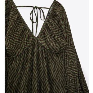 ZARA Pleated Midi Dress Black and Green zig zag Small NWT